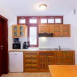 Apartment Baki